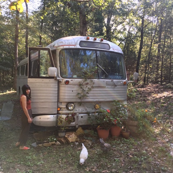 Meet your Posher, Kelsey - Picture 2 of 3